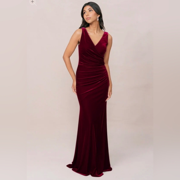 Revelry Size 24, Dawson Velvet Dress In Burgundy, Bridesmaid, Formal, Ruching - Picture 1 of 8
